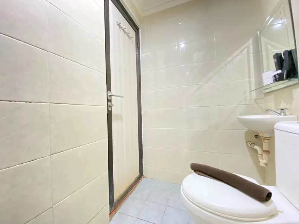 Бандунг: Cozy Studio At Grand Asia Afrika Apartment
