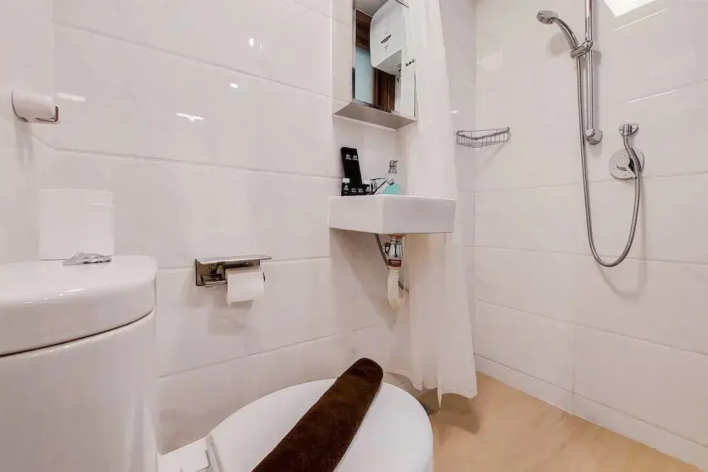 Legok: Elegant Studio At Sky House Bsd Apartment Near Aeon Mall