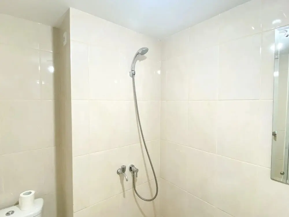 Бекаси: Simply And Cozy Design Studio Apartment At Springlake Summarecon Bekasi