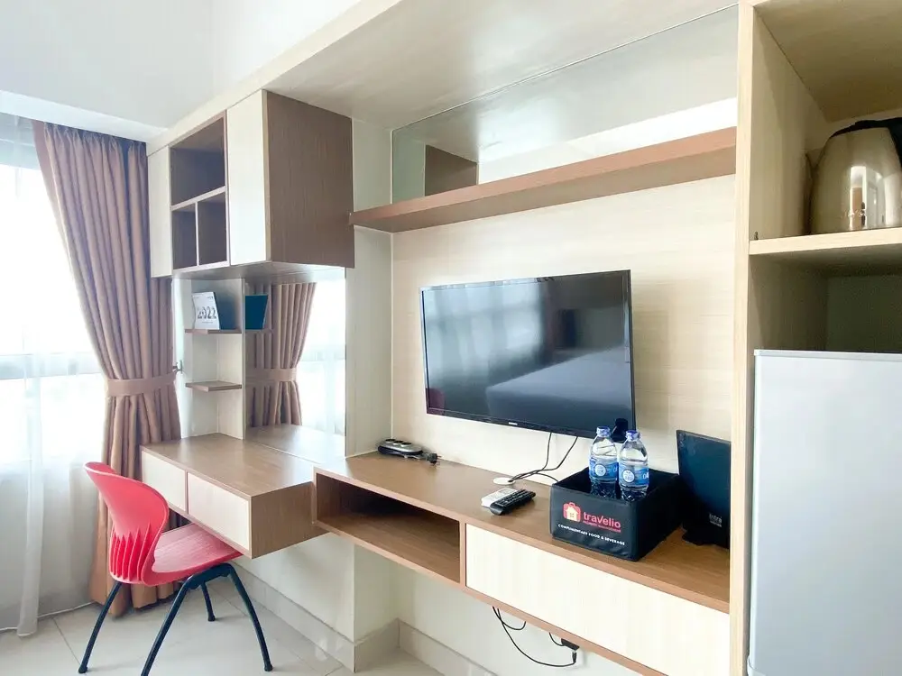 Бекаси: Simply And Cozy Design Studio Apartment At Springlake Summarecon Bekasi