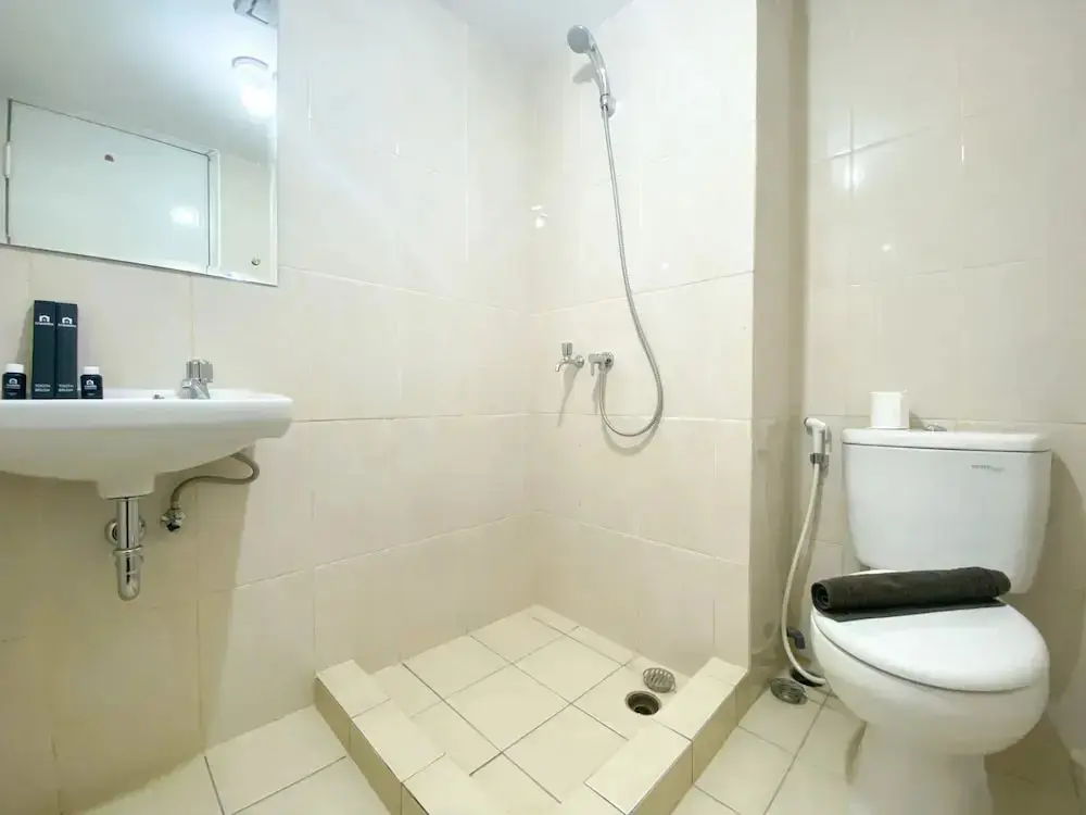 Бекаси: Restful Studio At Springlake Summarecon Apartment Near Mall