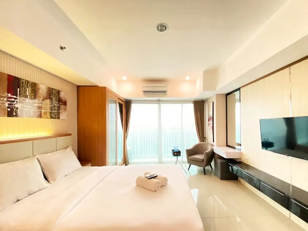 Бандунг: Best Location Studio At Tamansari La Grande Apartment