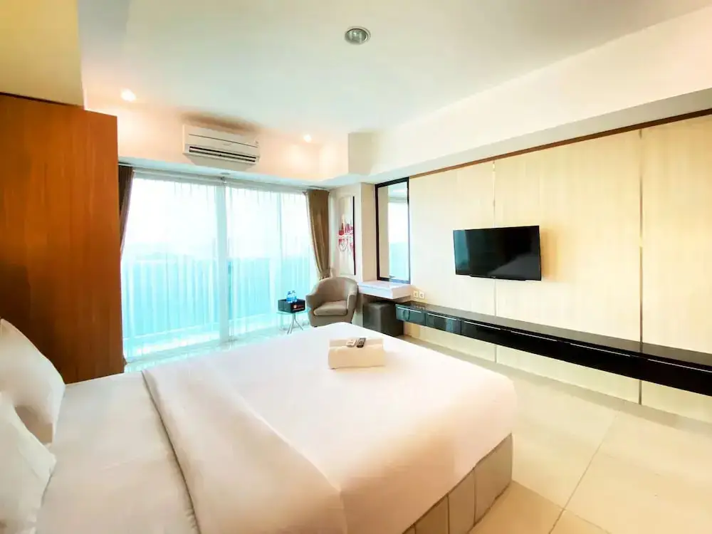 Бандунг: Best Location Studio At Tamansari La Grande Apartment