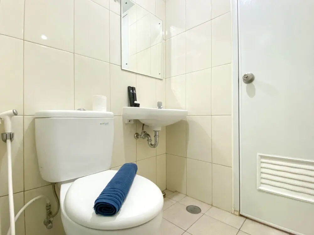 Бекаси: Good Deal And Well Furnished 2Br At Springlake Summarecon Bekasi Apartment