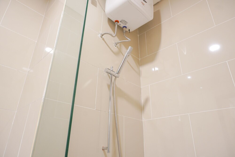 Джакарта: Spacious And Nice 2Br At Permata Hijau Suites Apartment