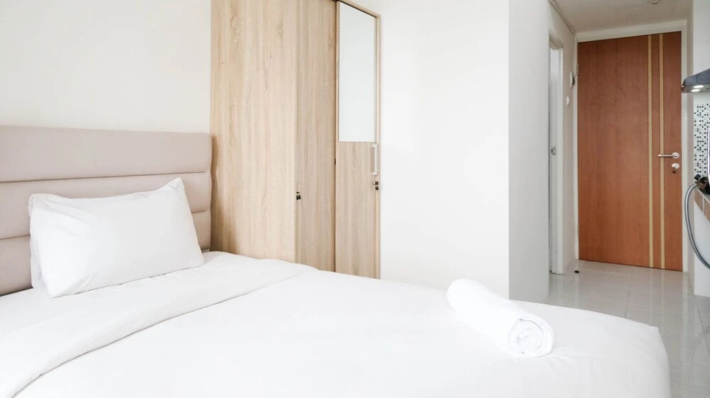 Сурабая: New And Modern Studio At Puncak Cbd Apartment