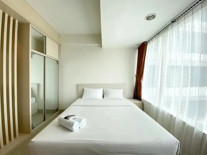 Бекаси: Minimalist And Strategic Studio Apartment At Grand Kamala Lagoon