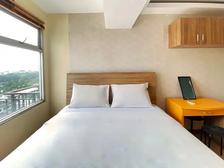 Бандунг: Spacious And Unique 1Br At Jarrdin Cihampelas Apartment