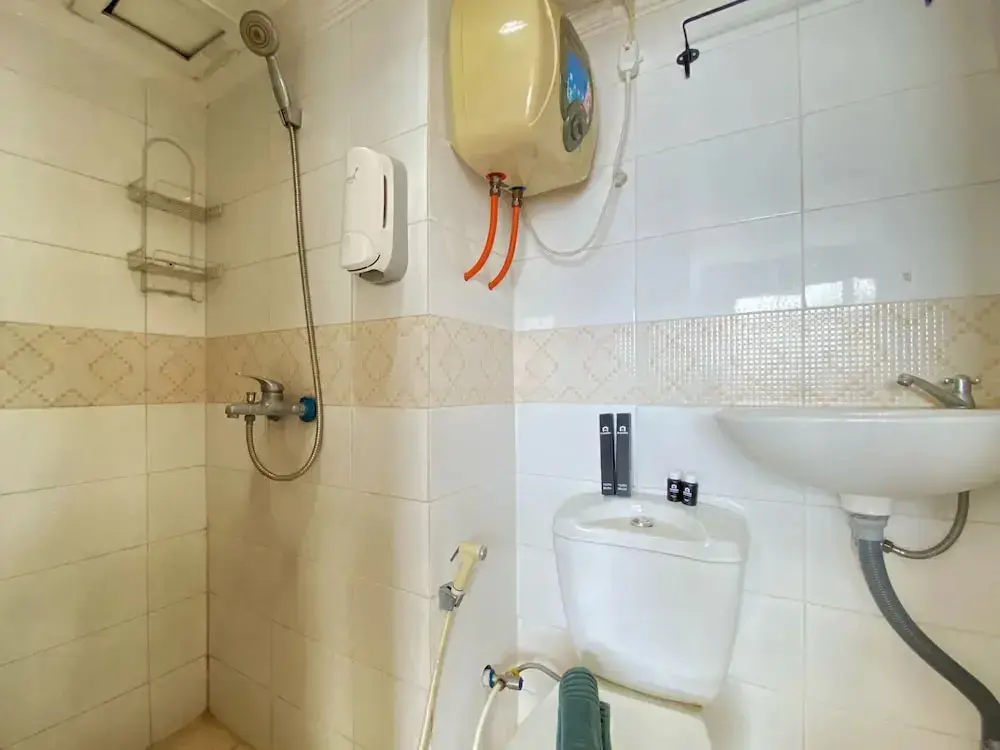 Бандунг: Spacious And Unique 1Br At Jarrdin Cihampelas Apartment