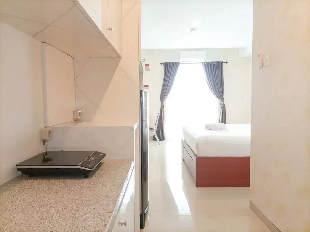 Ngaglik: Elegant And Minimalist Studio At Mataram City Apartment