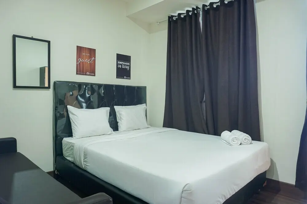 Джакарта: Fabulous Studio Room Puri Orchard Apartment