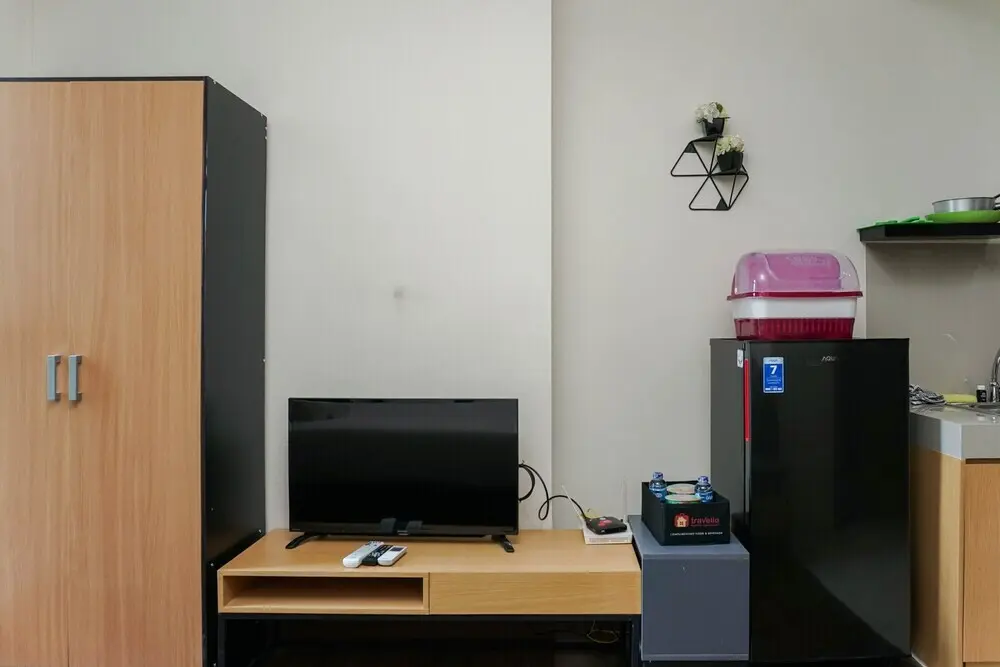Джакарта: Fabulous Studio Room Puri Orchard Apartment