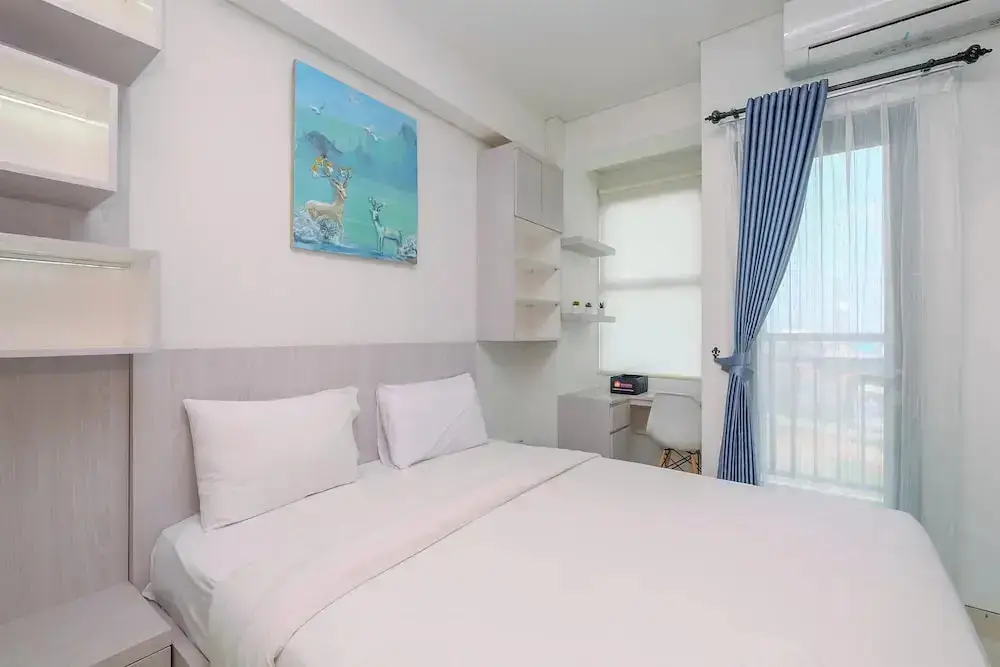 Депок: Good Deal Studio Apartment At Transpark Cibubur