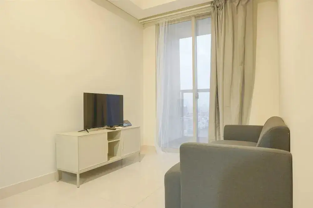 Джакарта: Fancy And Comfort 1Br At Gold Coast Apartment
