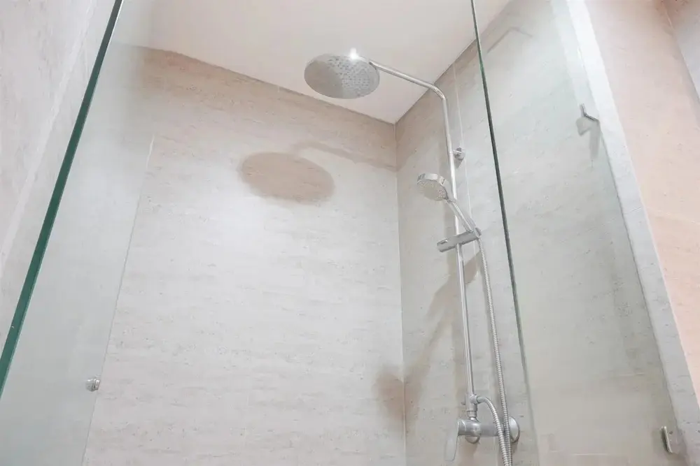 Джакарта: Comfort 2Br At Gold Coast Apartment