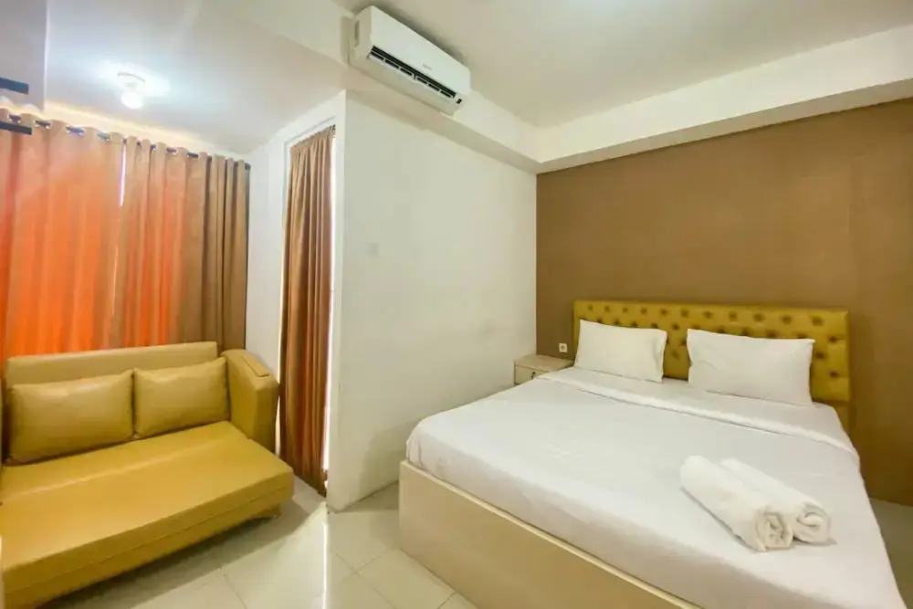 Джакарта: Best Location And Simply Studio Room At Bassura City Apartment