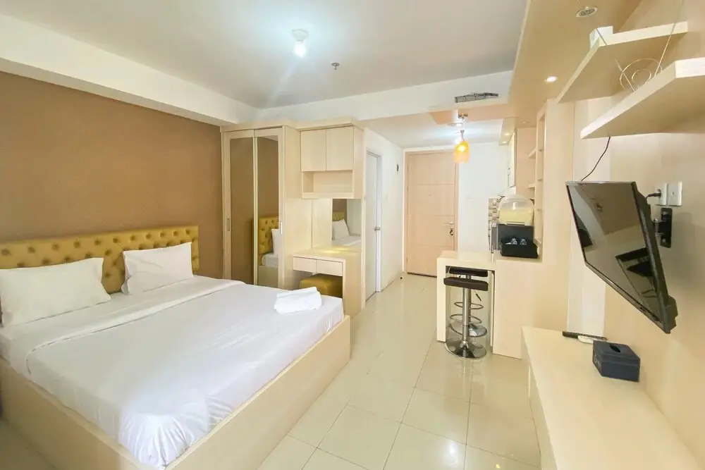 Джакарта: Best Location And Simply Studio Room At Bassura City Apartment