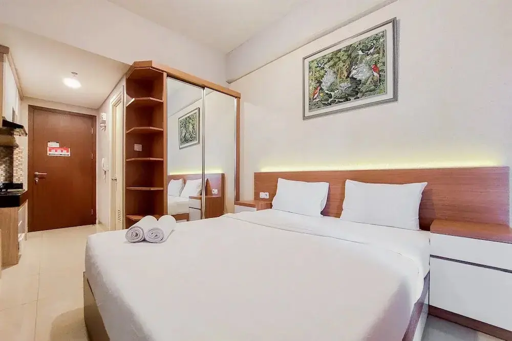 Южный Тангеранг: Cozy With Modern Design Studio Parkland Avenue Apartment