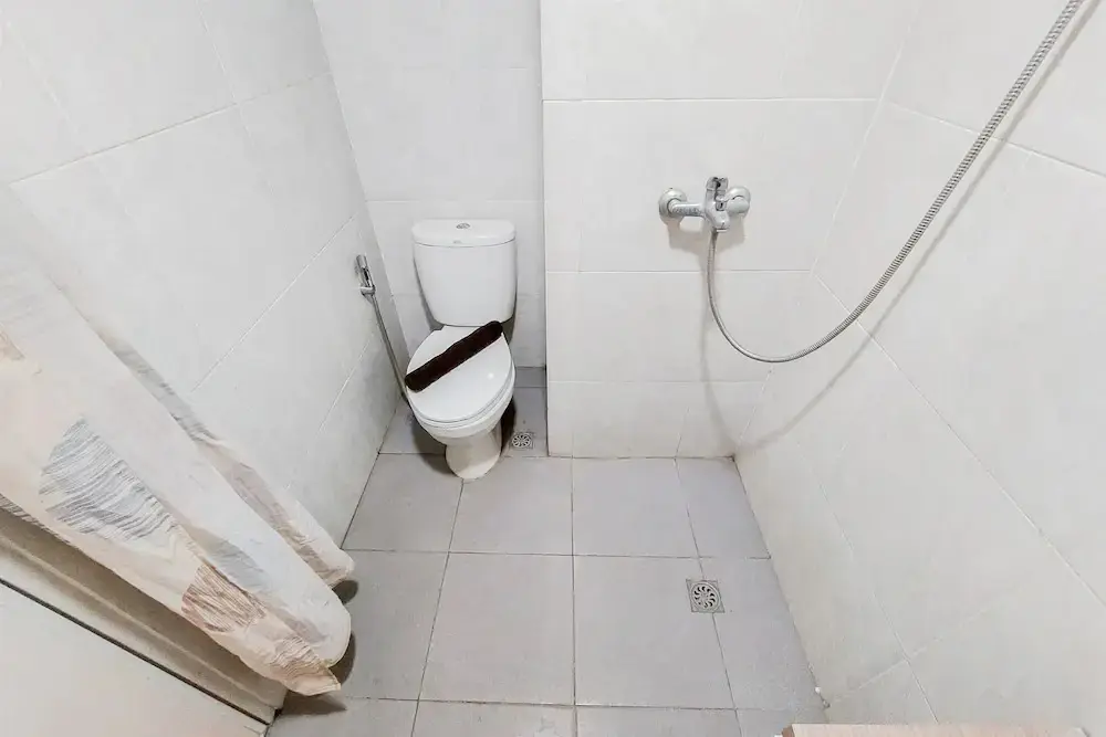 Южный Тангеранг: Cozy With Modern Design Studio Parkland Avenue Apartment