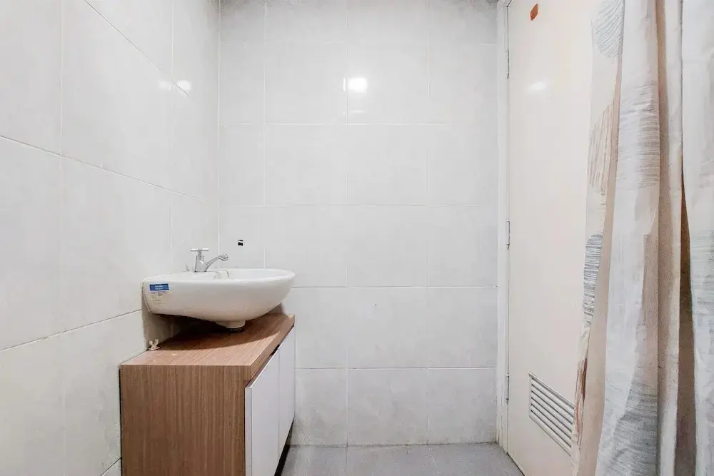 Южный Тангеранг: Cozy With Modern Design Studio Parkland Avenue Apartment