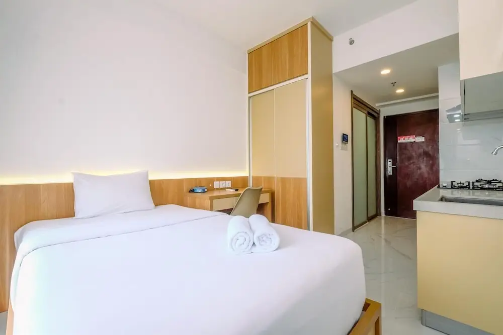 Legok: Good Deal And Homey Studio At Sky House Bsd Apartment