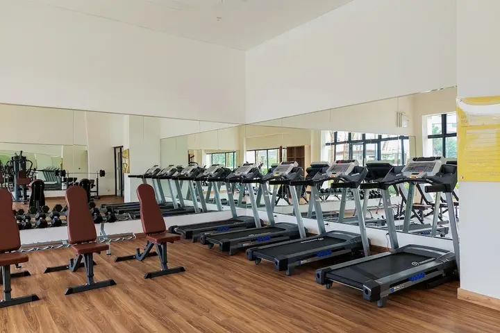 Legok: Good Deal And Homey Studio At Sky House Bsd Apartment