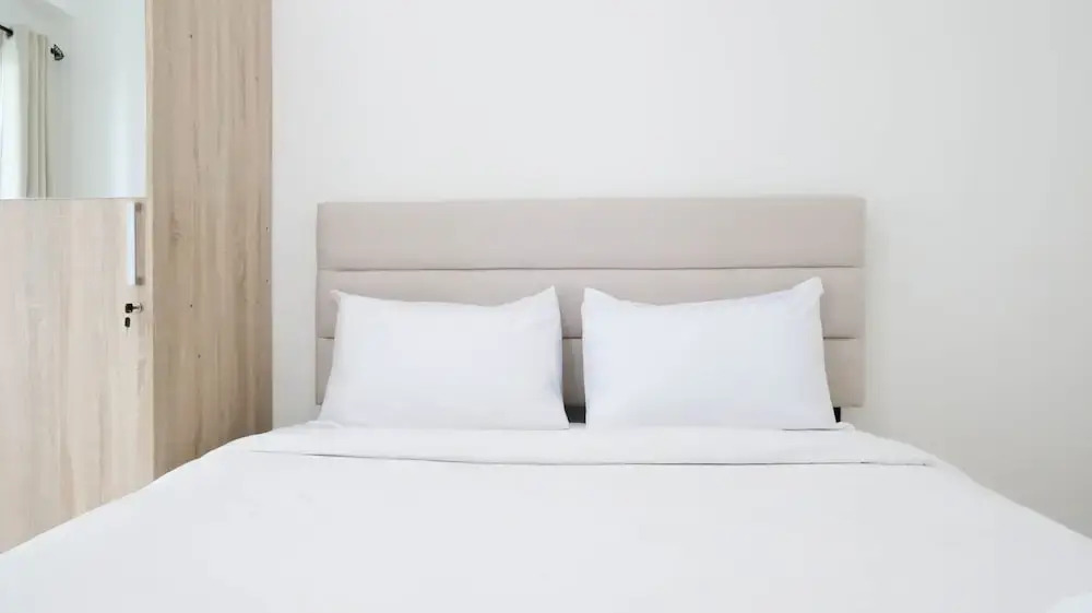 Сурабая: Homey And Comfy Studio At Puncak Bukit Golf Surabaya Apartment