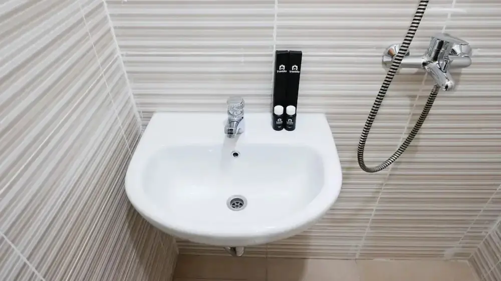 Сурабая: Homey And Comfy Studio At Puncak Bukit Golf Surabaya Apartment