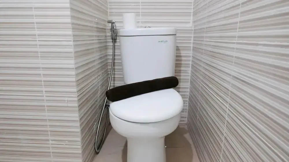 Сурабая: Homey And Comfy Studio At Puncak Bukit Golf Surabaya Apartment