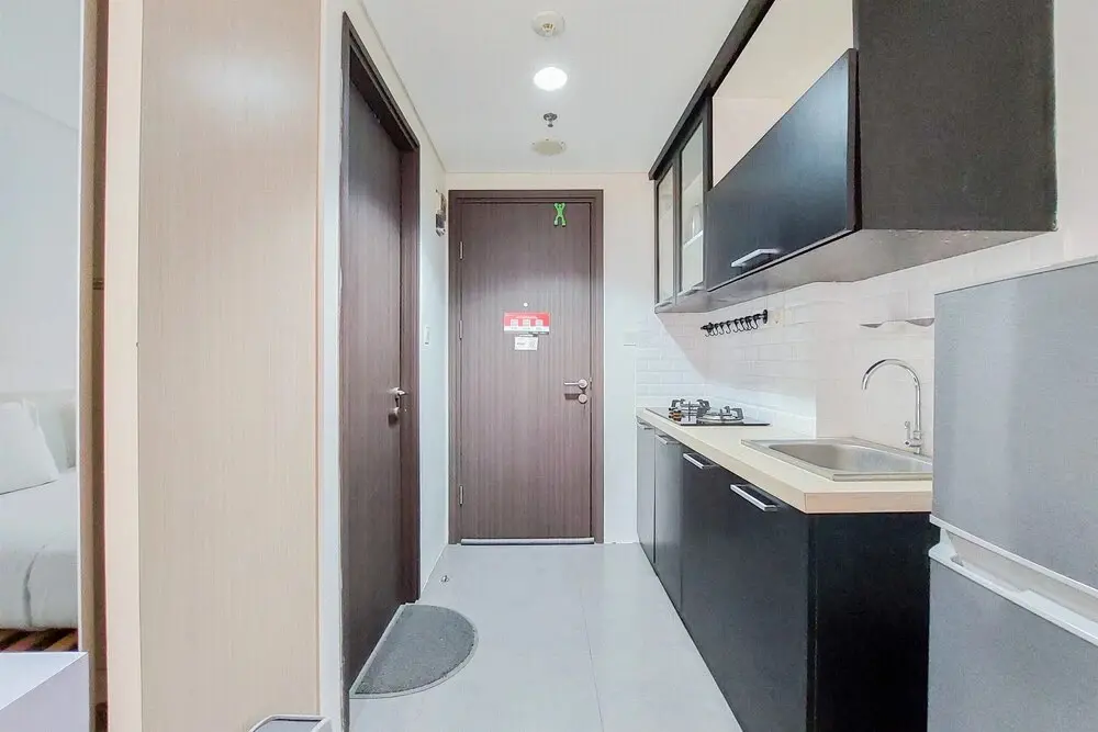 Южный Тангеранг: Well Furnished And Comfy Studio Bintaro Icon Apartment