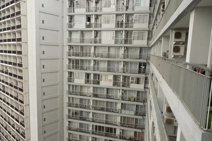 Бандунг: Elegant And Comfy 1Br At Dago Suites Apartment