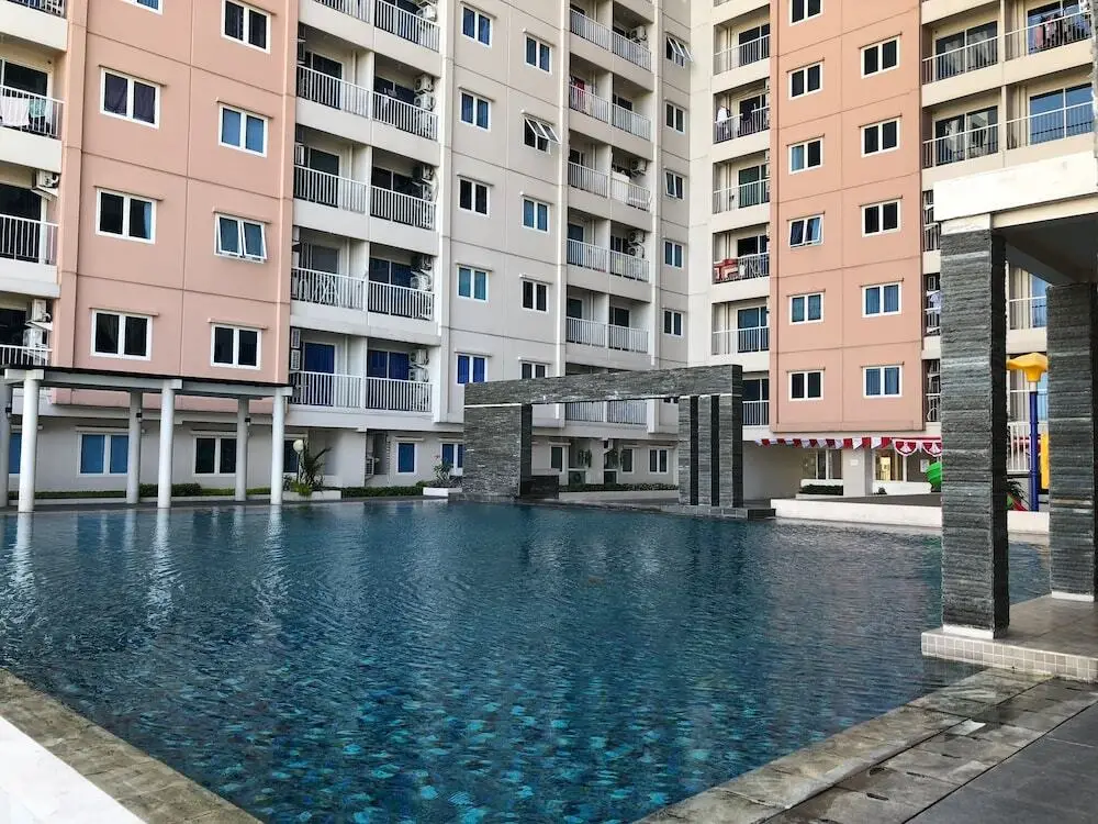 Сурабая: Best Choice And Spacey 2Br Apartment At Puncak Bukit Golf Surabaya