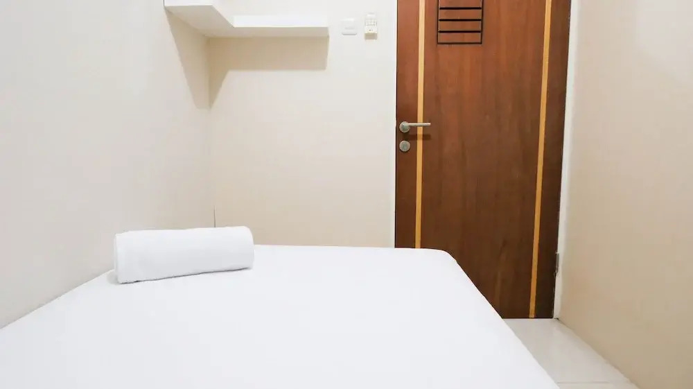 Сурабая: Homey 2Br At Puncak Bukit Golf Surabaya Apartment