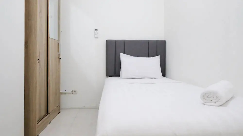 Сурабая: Spacious And Best Deal 2Br Apartment At Puncak Bukit Golf Surabaya