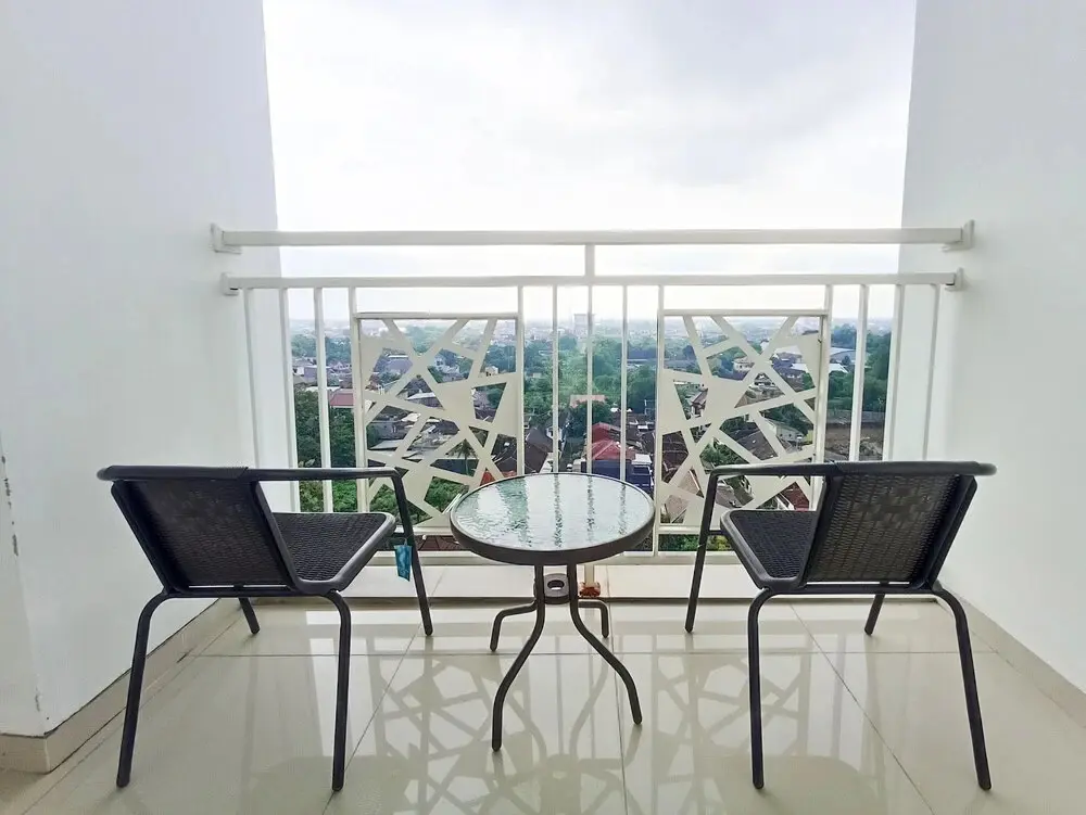 Ngaglik: Fancy And Comfortable Studio At Mataram City Apartment