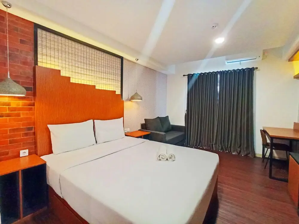 Ngaglik: Fancy And Comfortable Studio At Mataram City Apartment