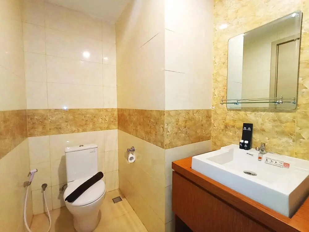 Ngaglik: Fancy And Comfortable Studio At Mataram City Apartment