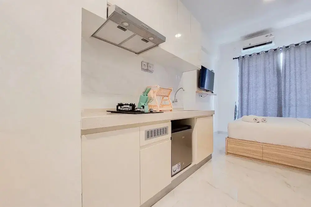 Legok: Functional Studio At Sky House Bsd Apartment Near Aeon Mall
