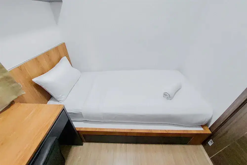 Legok: Well Appointed And Fancy 2Br At Sky House Bsd Apartment