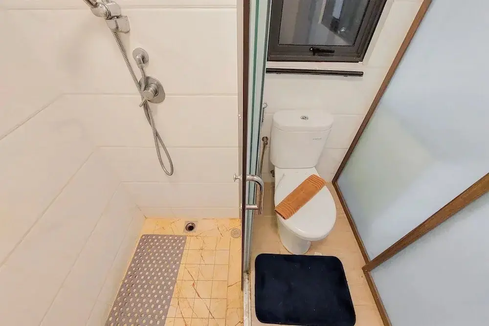 Legok: Well Appointed And Fancy 2Br At Sky House Bsd Apartment