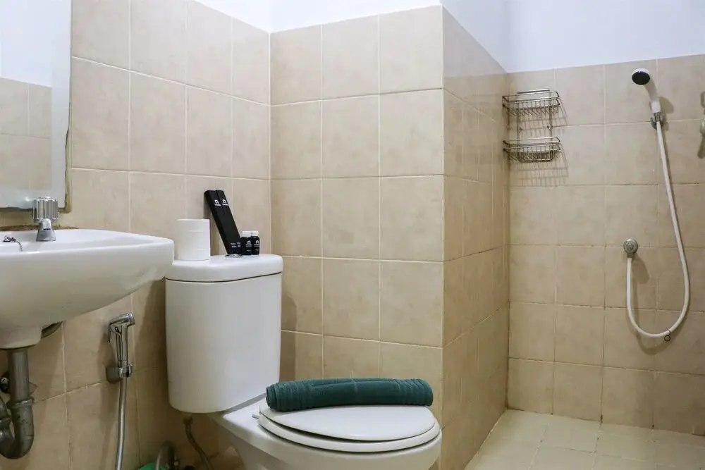 Джакарта: Cozy Living And Tidy 2Br Green Bay Pluit Apartment