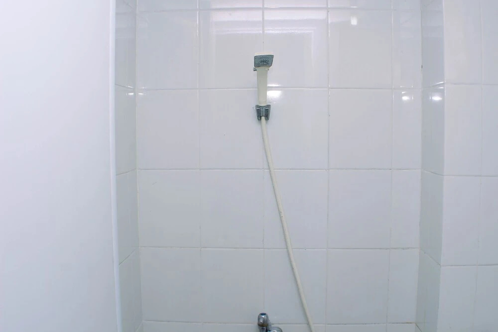Джакарта: Comfort Studio At 33Th Floor Bassura City Apartment