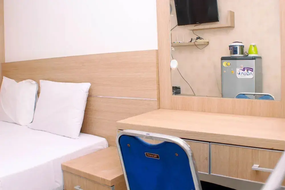 Джакарта: Comfort Studio At 33Th Floor Bassura City Apartment