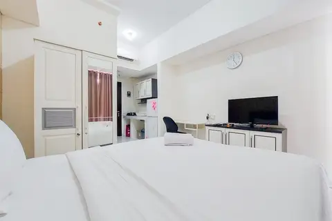Simply Look And Homey Studio At Casa De Parco Apartment — фото 1