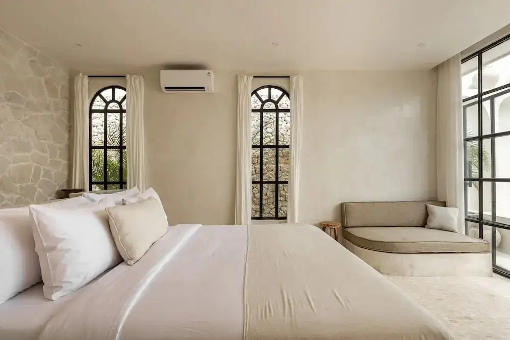 Керобокан: Luxe & Unique Honeymoon Bocami Suites- 2 by Azure