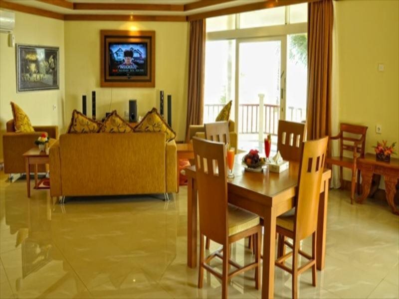Аньер: Patra Jasa Anyer Beach Resort