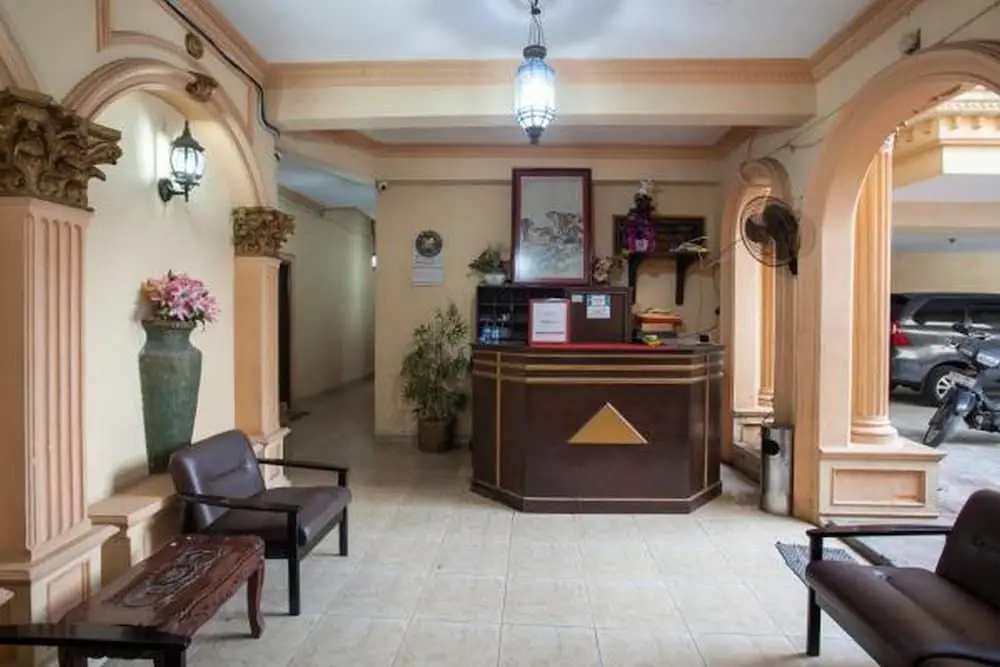 Сурабая: Reddoorz Near Ciputra World 2