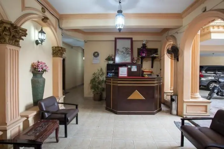 Сурабая: Reddoorz Near Ciputra World 2