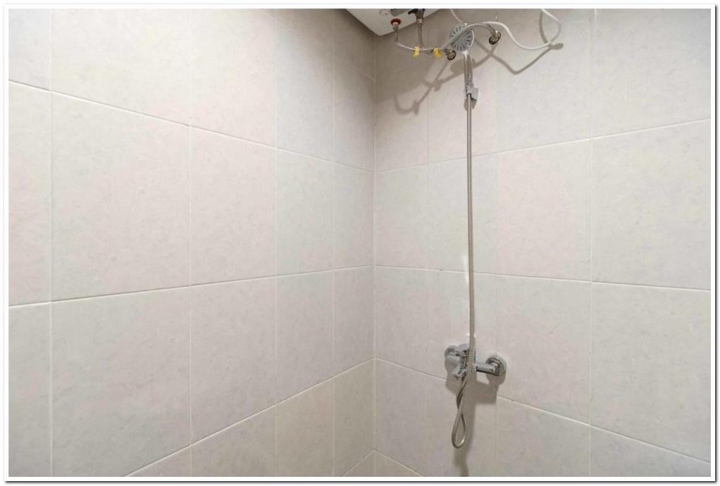 Тангеранг: RedDoorz near CBD Ciledug Family Mall