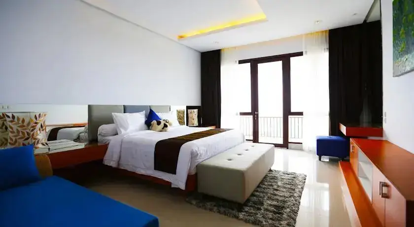 Сименьян: Permai Villa Dago with Pool - Resor Dago Pakar Bandung